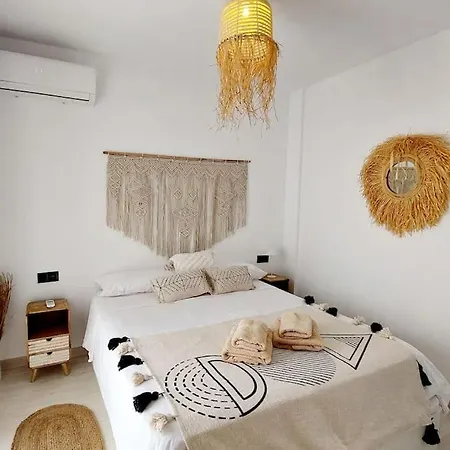 Appartement Boho With Patio In Centre And Close To *